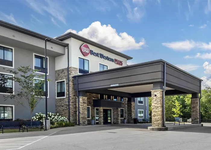 Best Western Plus Lawrenceburg